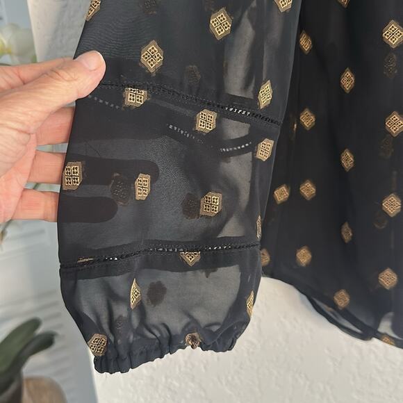 Lucky Brand Black Sheer Top Gold Goth Dark Fall Halloween Size 2X Long Sleeve - Picture 2 of 7